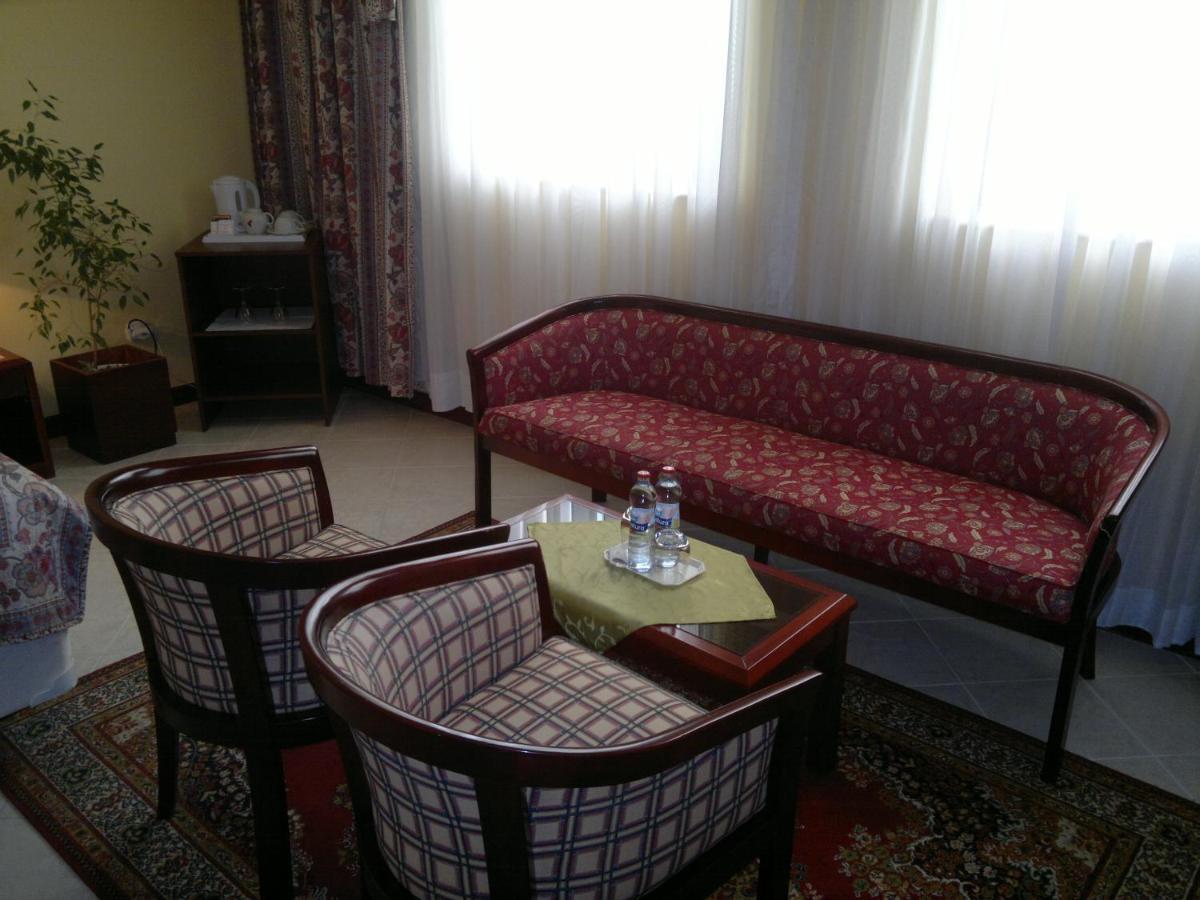 Bellevue Hotel And Resort Bardejov Room photo